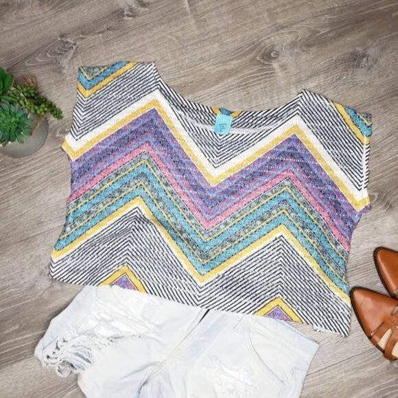 H.i.p. happening in the present oversize Womens Multicolor Chevron Knit Top M - Picture 8 of 8